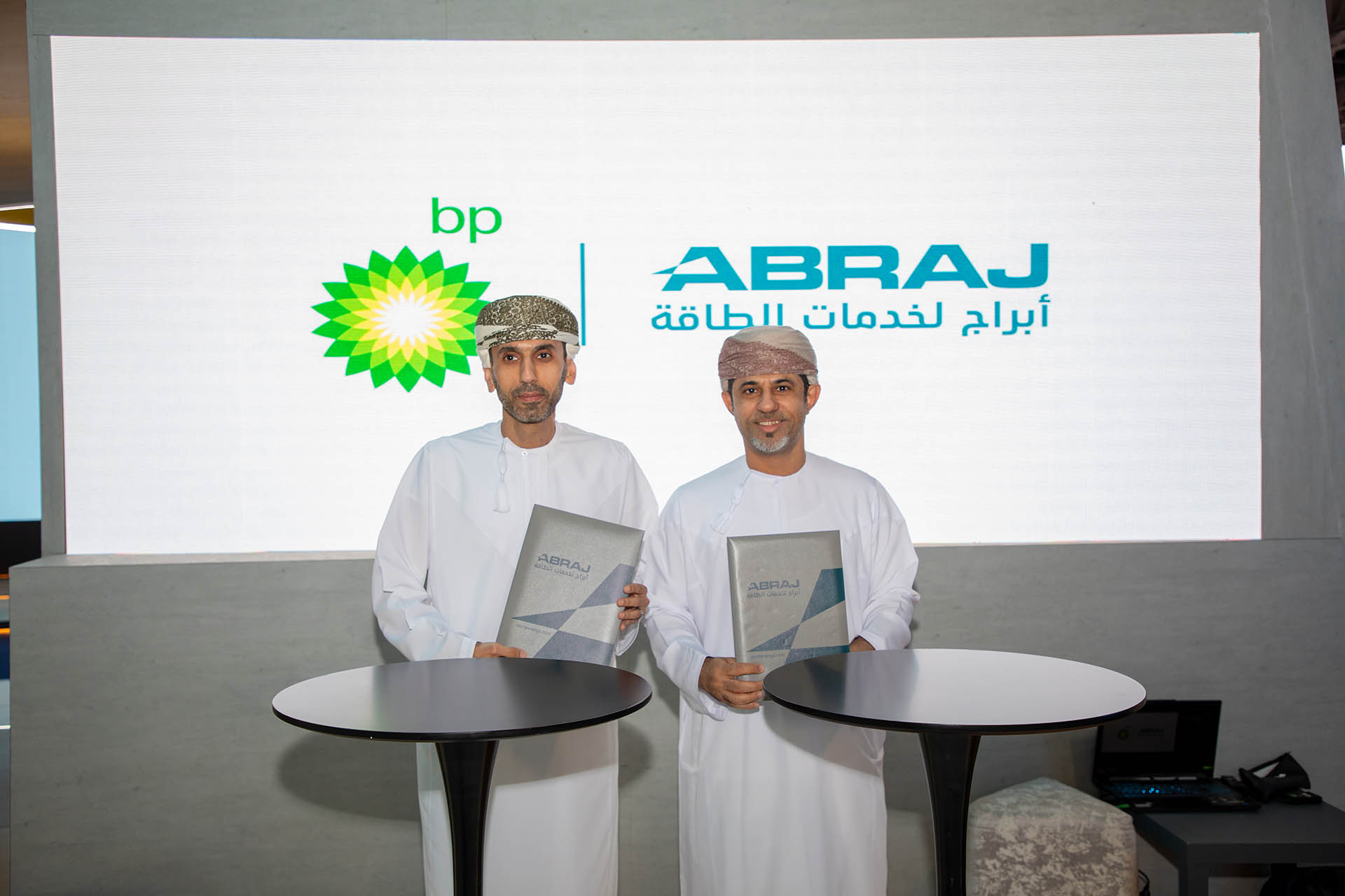 Signing of new Contract between Abraj and bp